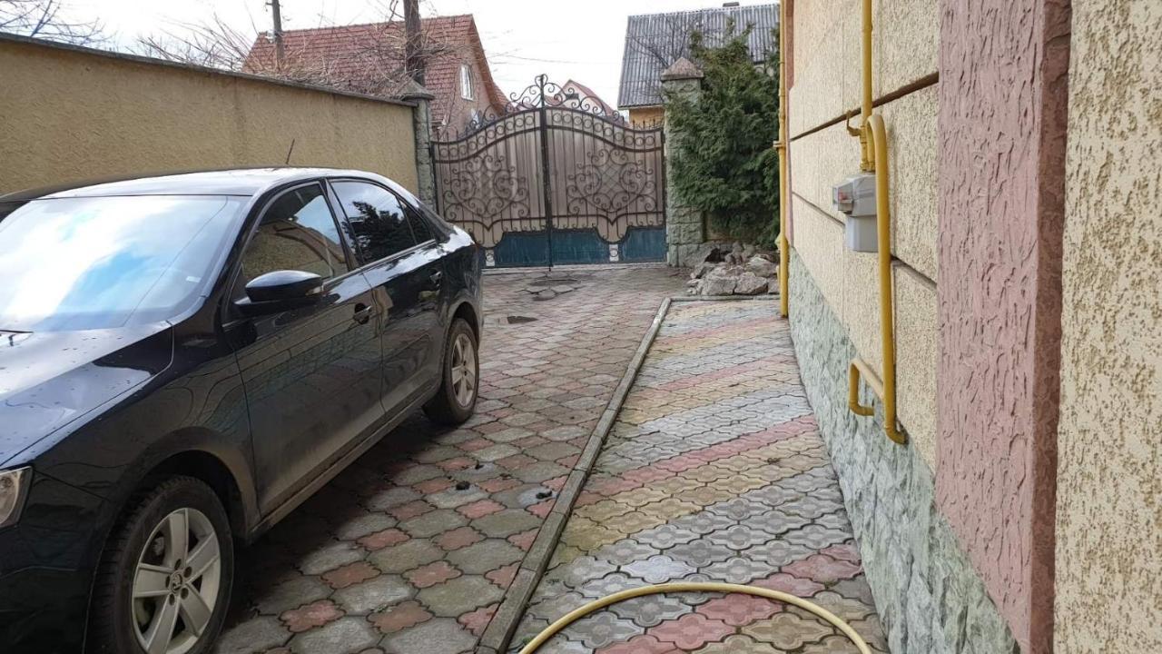 Viktoria Vila Uzhhorod Exterior foto